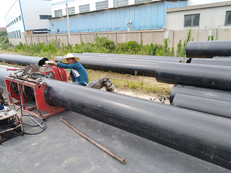 有pe管焊接機廠家 華寶
